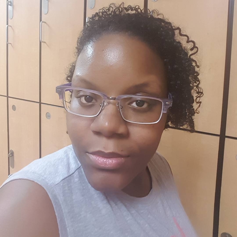 Meet your Posher, Fatima